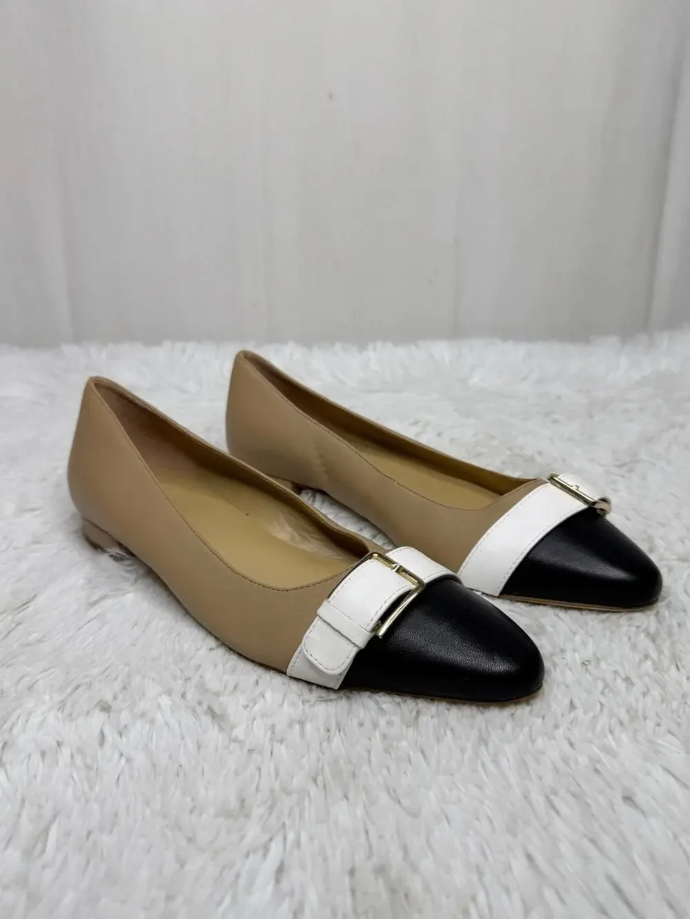 TALBOTS / Edison cap toe buckle flats neutral tan nude white black / 8.5